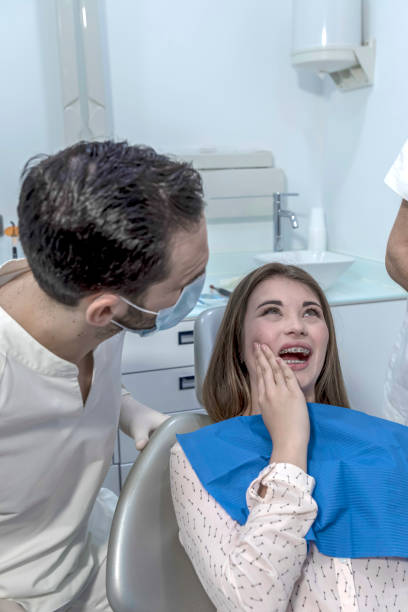 Best Chipped Tooth Repair Near Me  in Fox Chase, PA